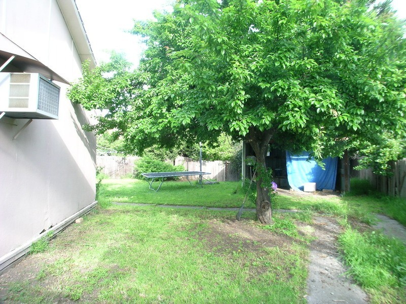 11 Moe Court, Dallas VIC 3047