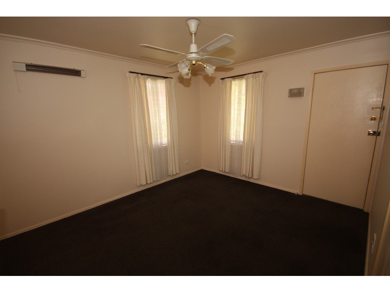 18/9-11 Chris Court, Oak Park VIC 3046