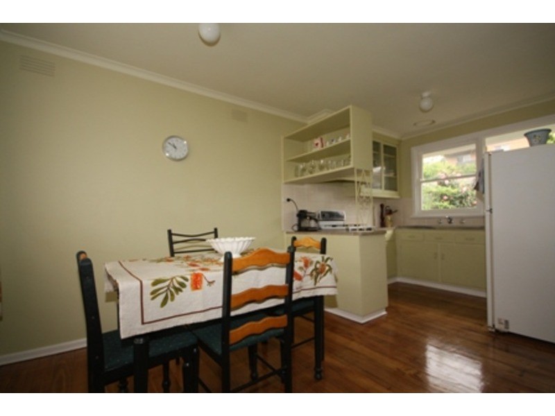 68 Valley  Crescent, Glenroy VIC 3046
