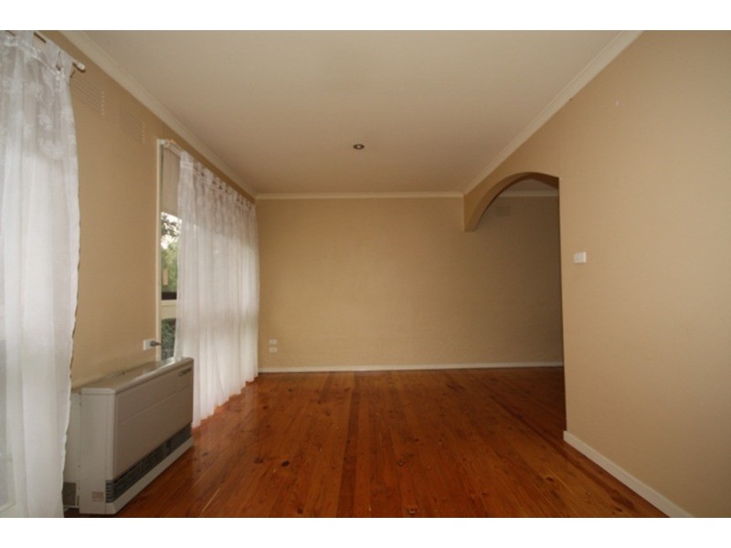 3/61 Vanberg  Road, Essendon VIC 3040