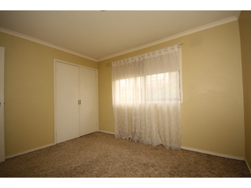 3/61 Vanberg  Road, Essendon VIC 3040