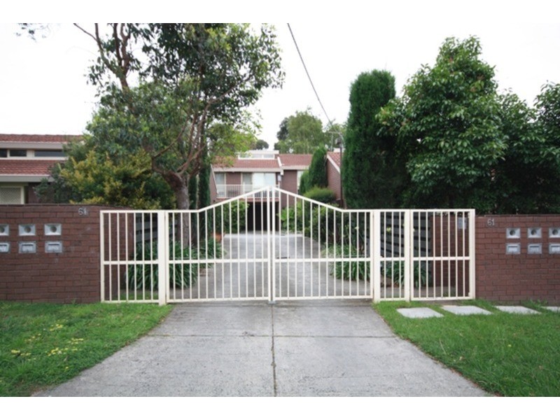 3/61 Vanberg  Road, Essendon VIC 3040