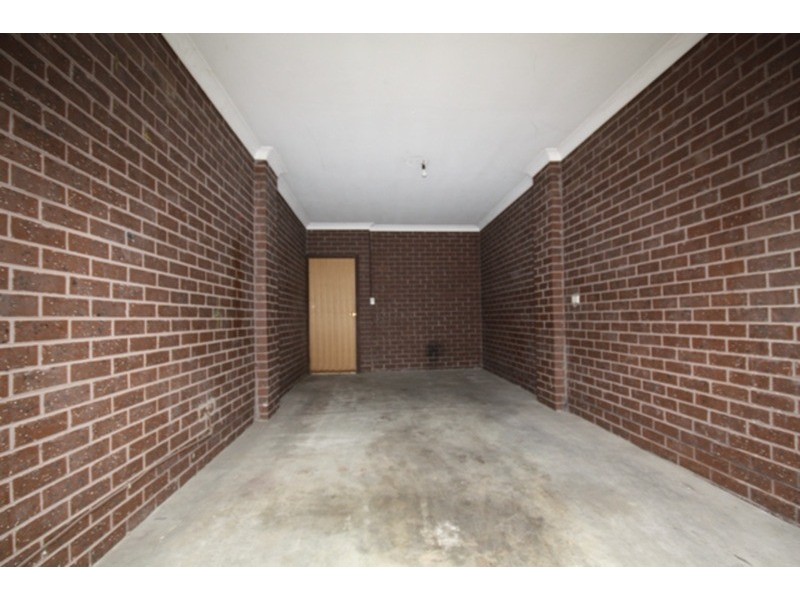 3/61 Vanberg  Road, Essendon VIC 3040