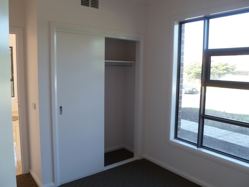 2/141 Cuthbert Street, Broadmeadows VIC 3047