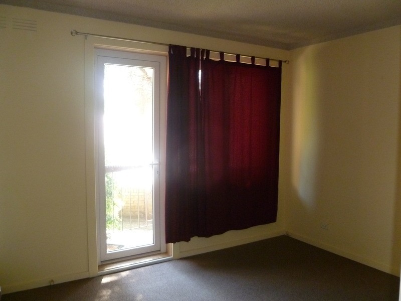 3/2-4 Chapman  Avenue, Glenroy VIC 3046