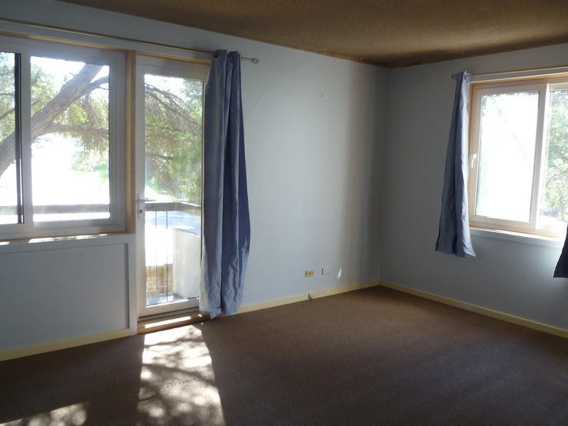 3/2-4 Chapman  Avenue, Glenroy VIC 3046