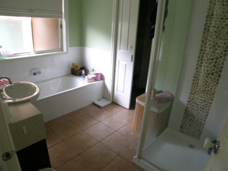 23 Swinburne Close, Craigieburn VIC 3064