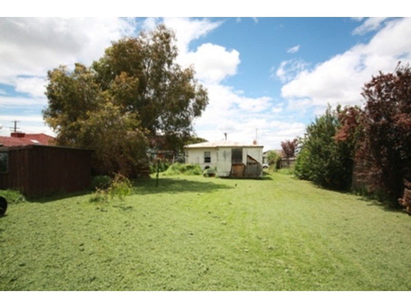 33 Meredith Street, Broadmeadows VIC 3047