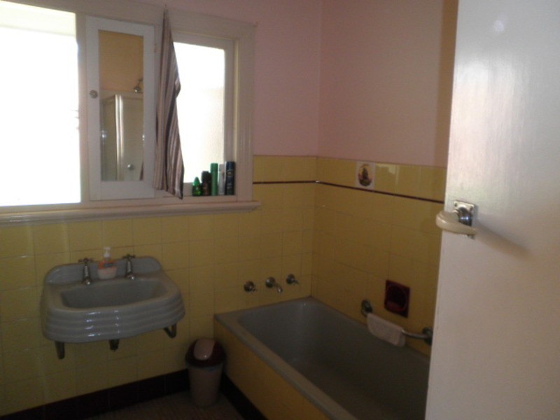 639 Pascoe Vale  Road, Oak Park VIC 3046