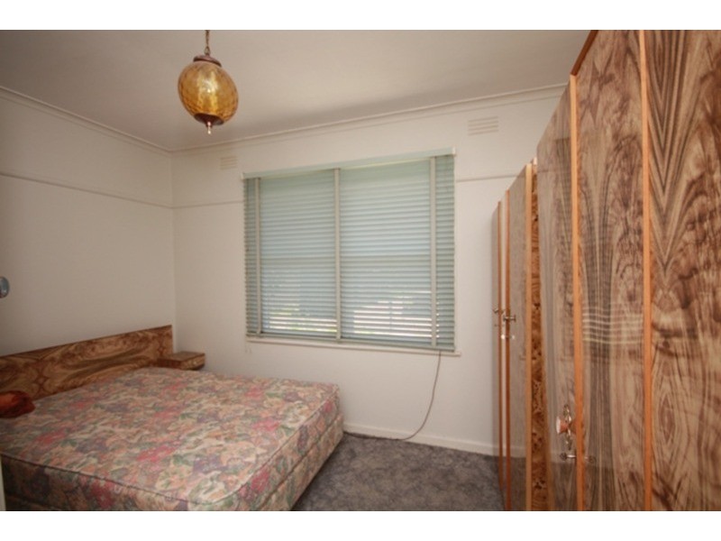 16 Bindi Street, Glenroy VIC 3046