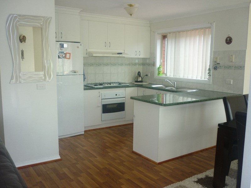 5 Masters Circuit, Roxburgh Park VIC 3064
