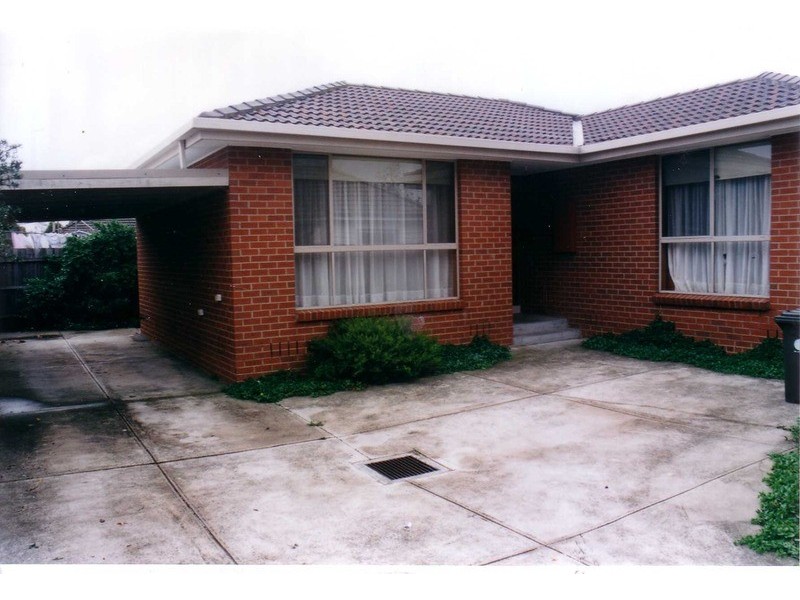 2/10 Sherwood Street, Glenroy VIC 3046