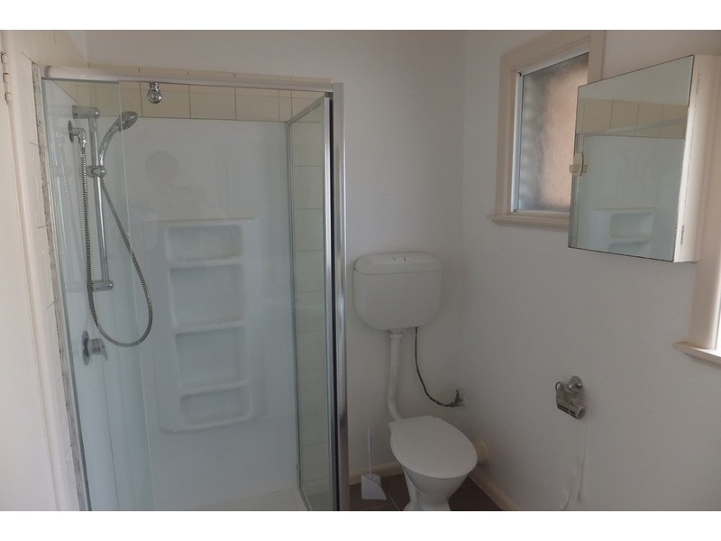 16 Hartington Street, Glenroy VIC 3046
