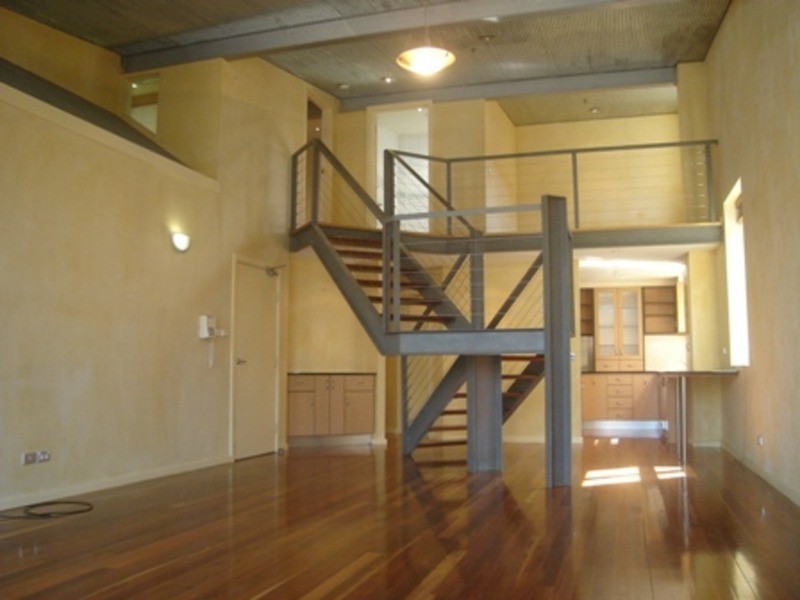 21/1 Flagstaff Lane, West Melbourne VIC 3003