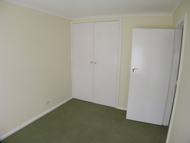 2/27 Grandview Street, Glenroy VIC 3046