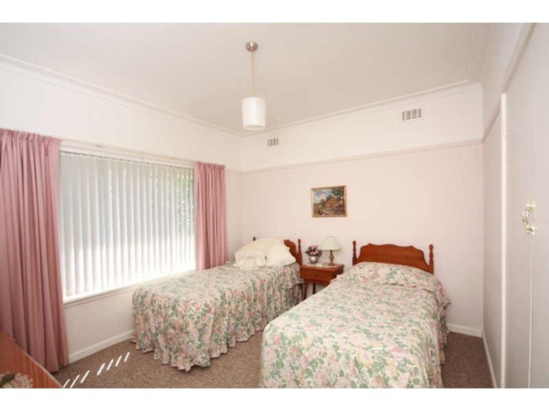 30 Churchill  Street, Glenroy VIC 3046