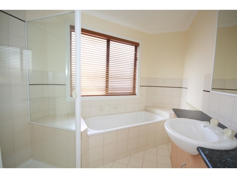 2/507 Pascoe Vale Road, Pascoe Vale VIC 3044