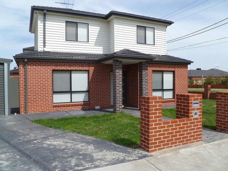 19 Belair Avenue, Glenroy VIC 3046