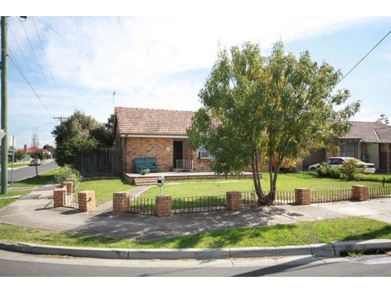 19 Bamburgh  Street, Jacana VIC 3047