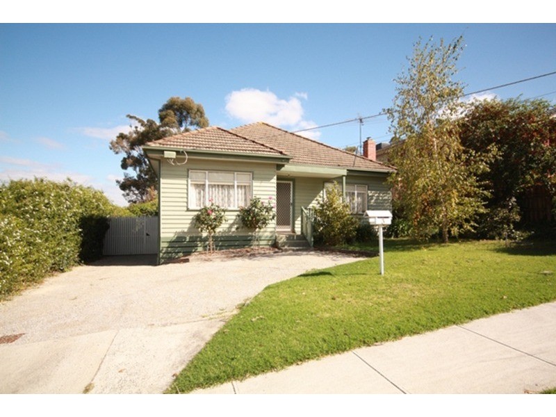 3 Xavier Street, Oak Park VIC 3046