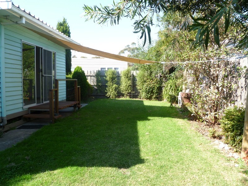 15 Staples Court, Hadfield VIC 3046