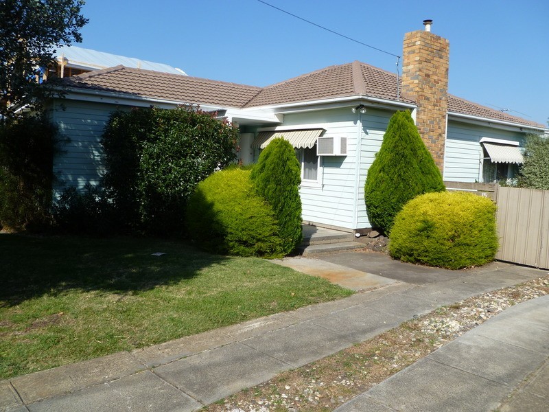 15 Staples Court, Hadfield VIC 3046