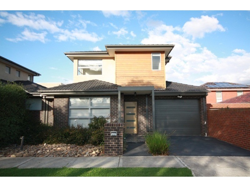102 Chapman Avenue, Glenroy VIC 3046