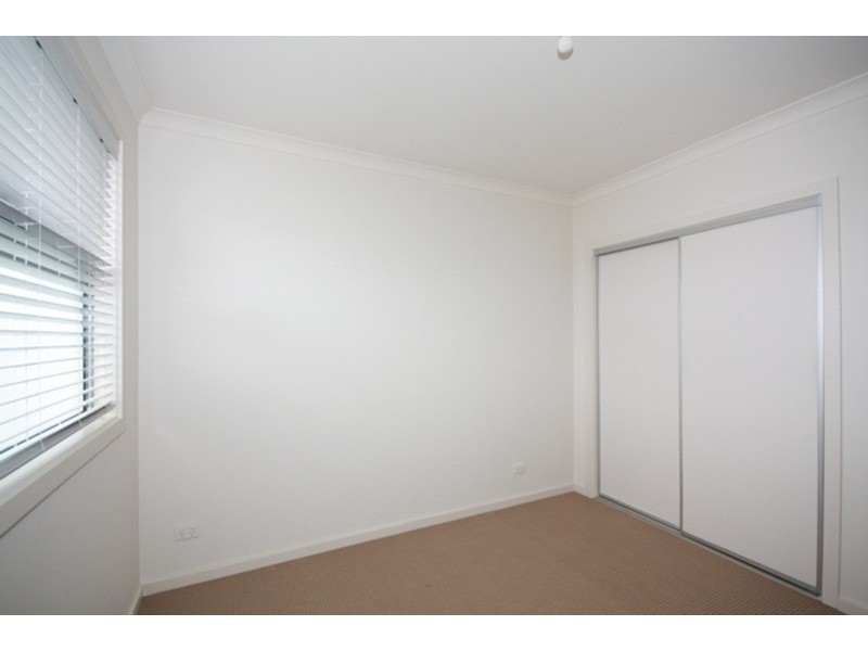 102 Chapman Avenue, Glenroy VIC 3046