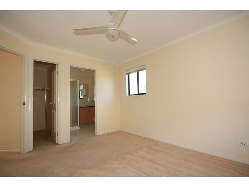 1/507 Pascoe Vale  Road, Pascoe Vale VIC 3044