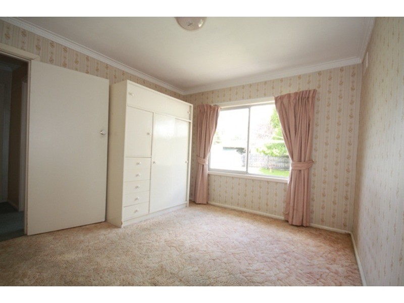 103 Winifred Street, Oak Park VIC 3046