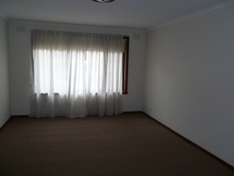 2/49 Chapman Avenue, Glenroy VIC 3046