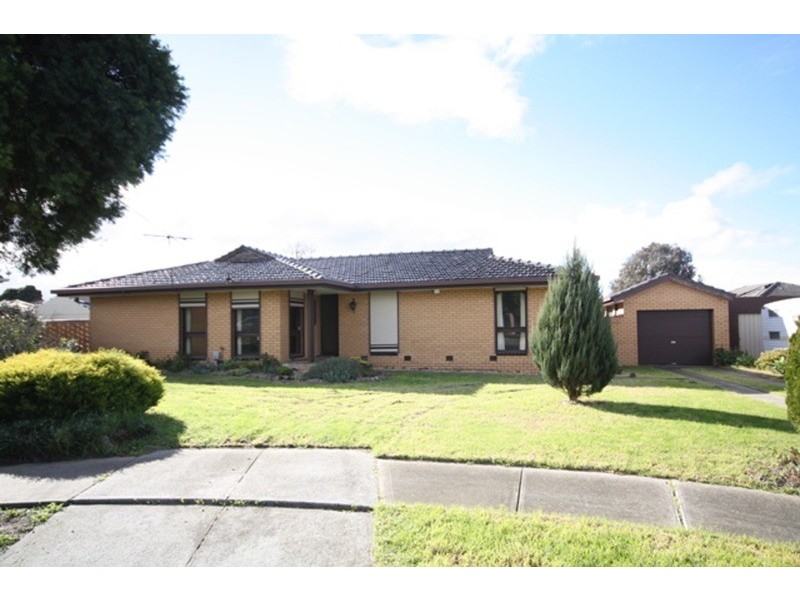 6 Gilmore  Place, Gladstone Park VIC 3043