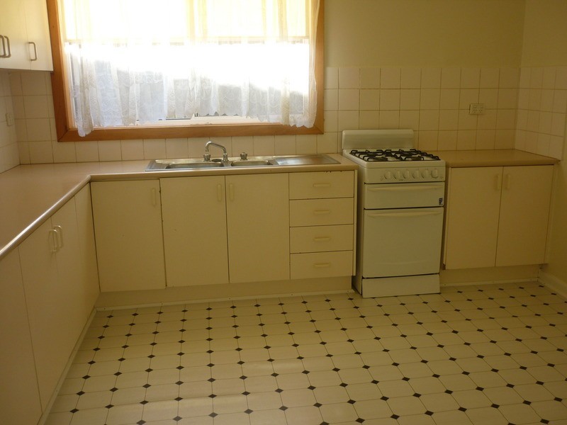 38 View Street, Glenroy VIC 3046