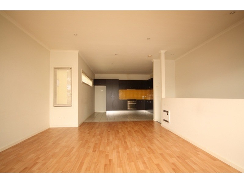 2/900 Pascoe Vale Road, Glenroy VIC 3046