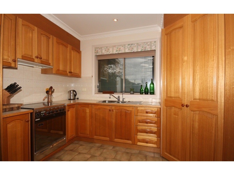 2a Pengana Avenue, Glenroy VIC 3046