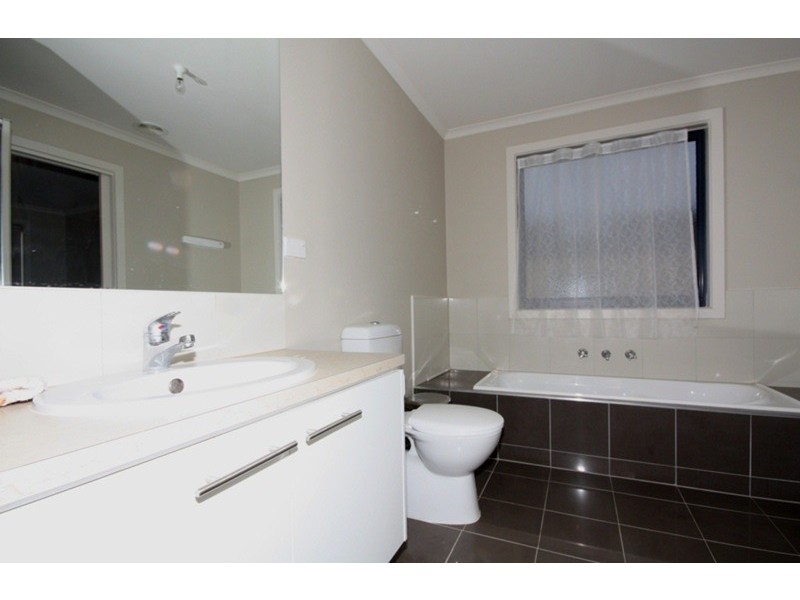13/213-215 Camp  Road, Broadmeadows VIC 3047