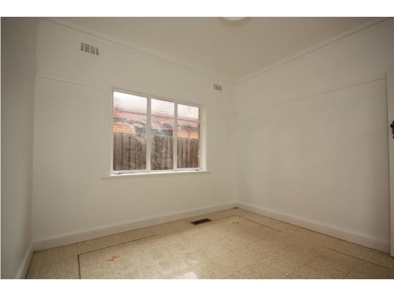 857 Pascoe Vale Road, Glenroy VIC 3046