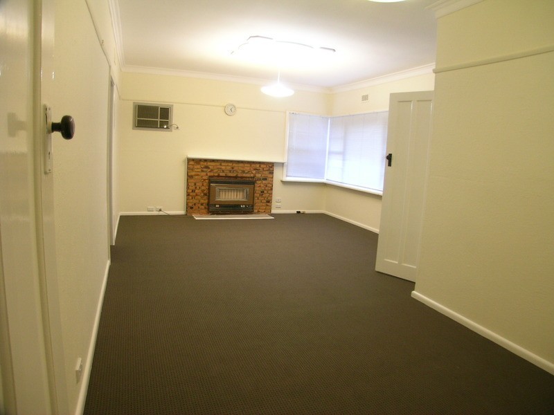 49 Clovelly Avenue, Glenroy VIC 3046