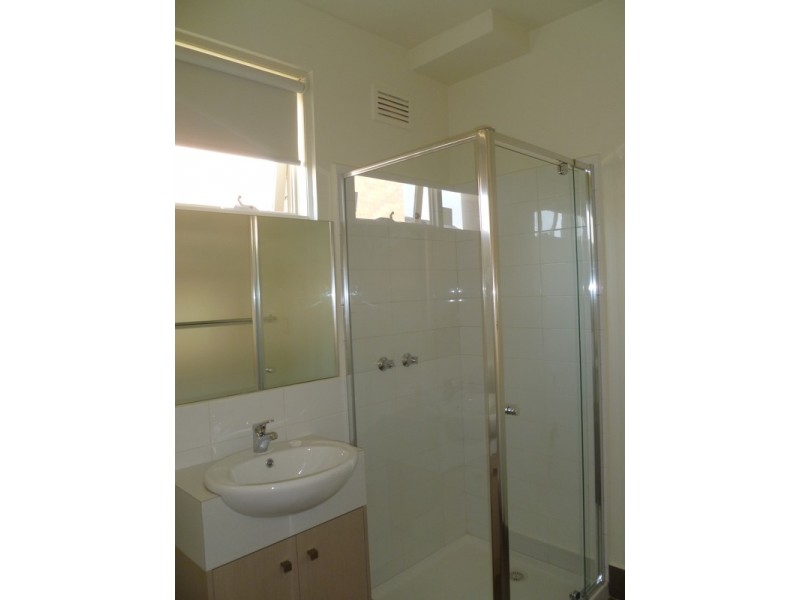 2/139 Melbourne Avenue, Glenroy VIC 3046