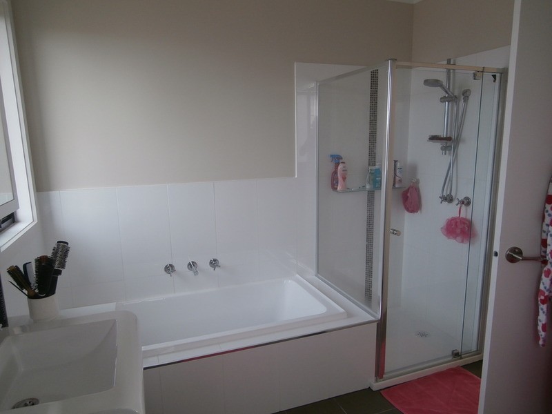 1/17 Avalon Avenue, Broadmeadows VIC 3047