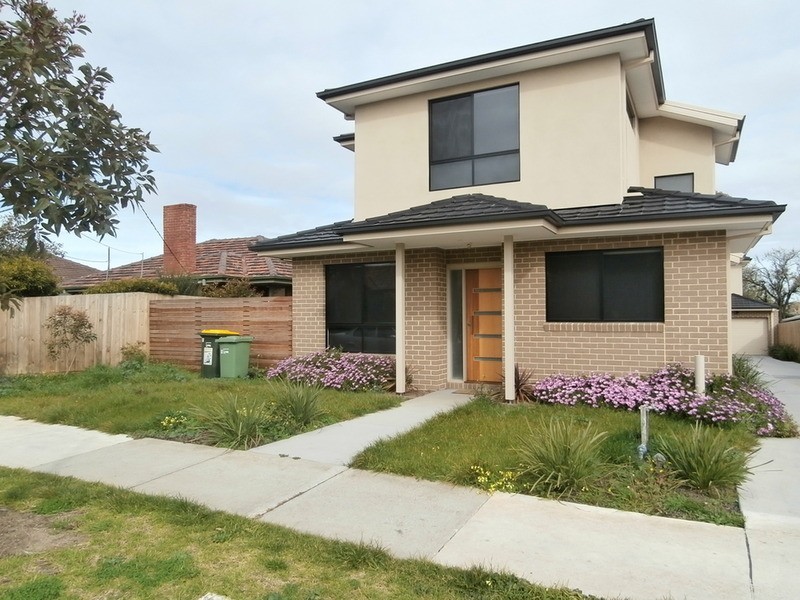 1/17 Avalon Avenue, Broadmeadows VIC 3047