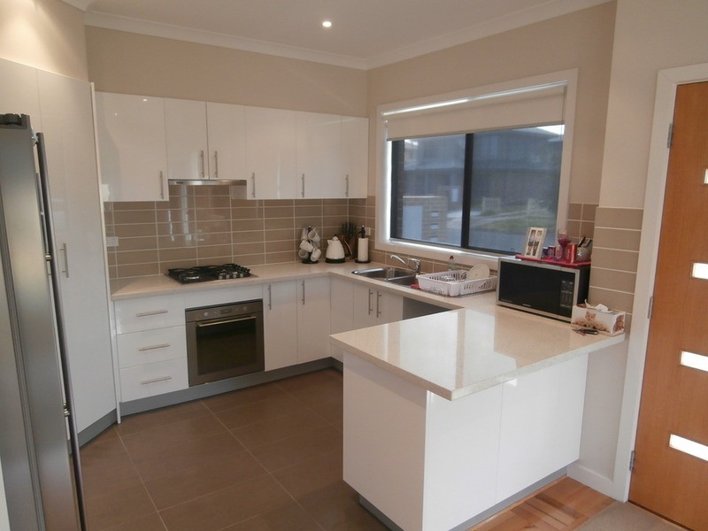 1/17 Avalon Avenue, Broadmeadows VIC 3047