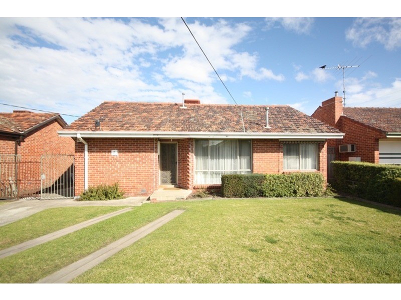 7 Lichfield Avenue, Jacana VIC 3047