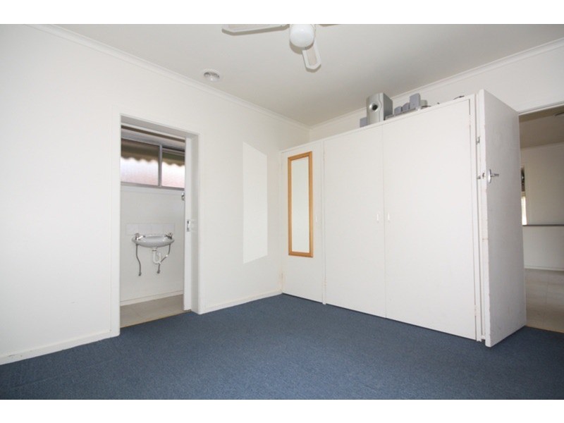 7 Lichfield Avenue, Jacana VIC 3047