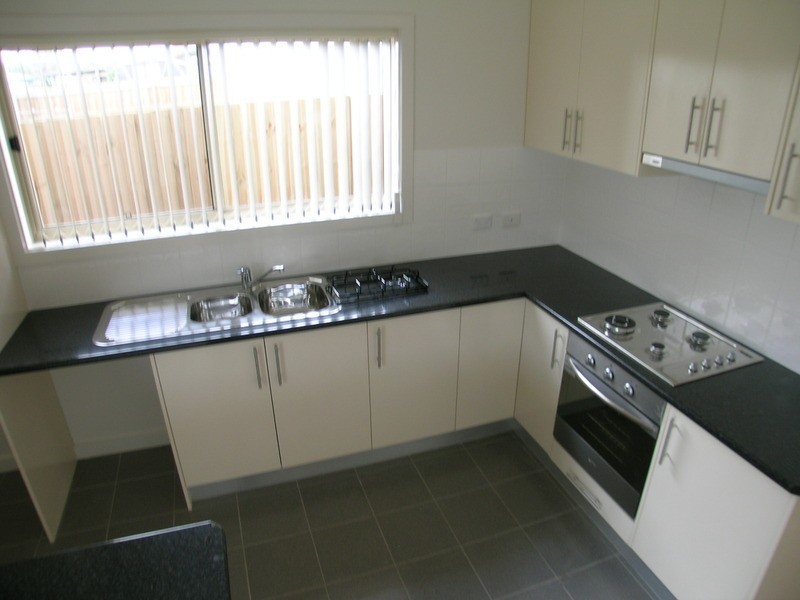 2/99 Kitchener Street, Broadmeadows VIC 3047