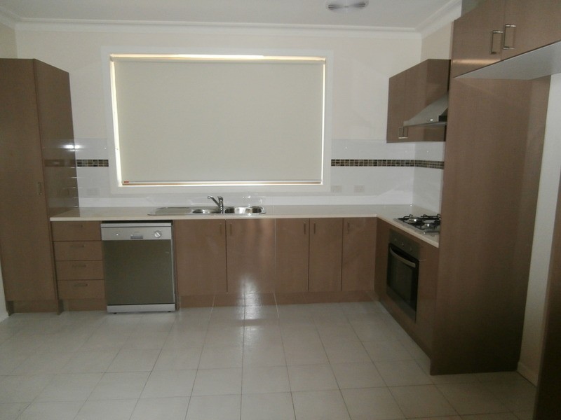 2/9 Tudor Street, Glenroy VIC 3046