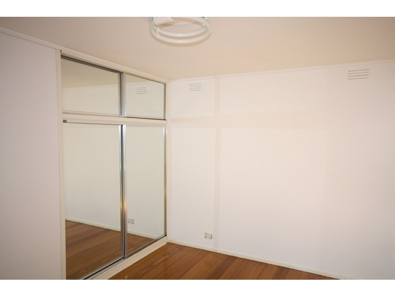 20 Koroit Avenue, Dallas VIC 3047