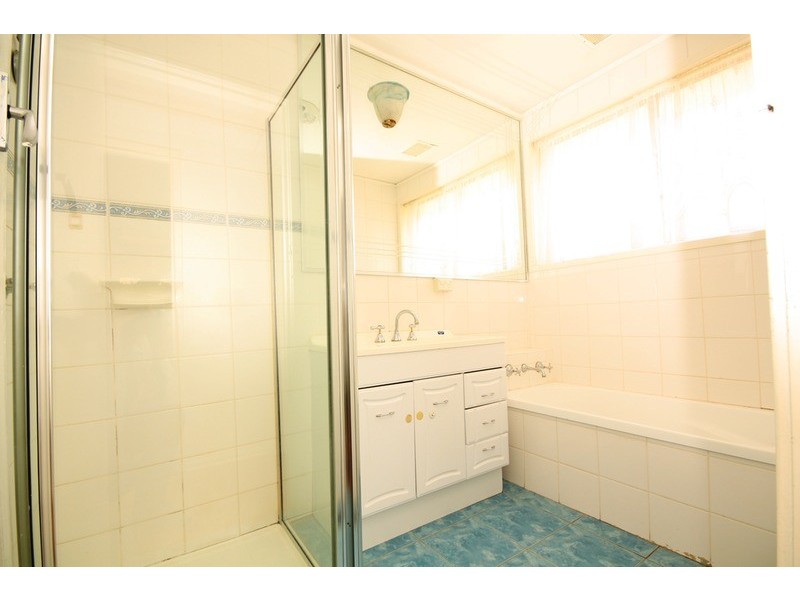 20 Koroit Avenue, Dallas VIC 3047