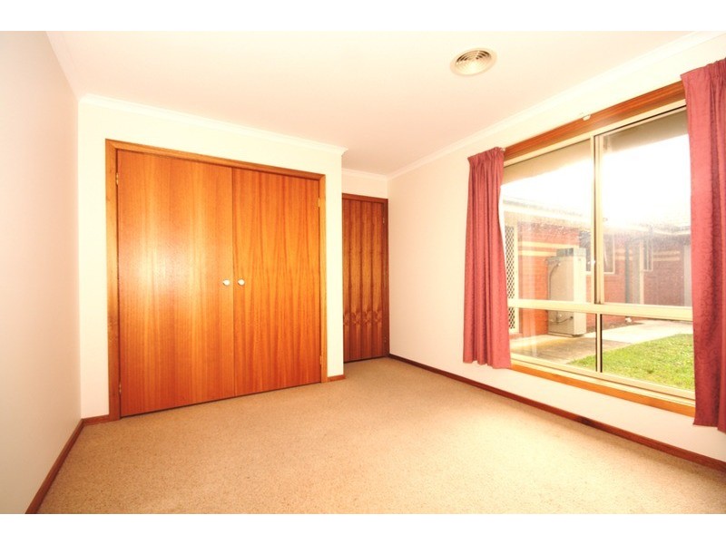 2/2 Bass Street, Pascoe Vale VIC 3044