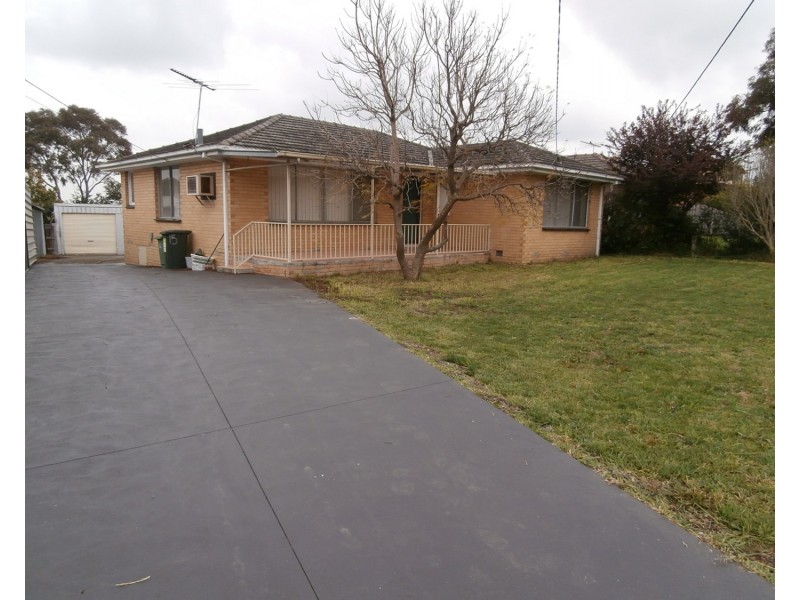 15 Corinella Crescent, Dallas VIC 3047